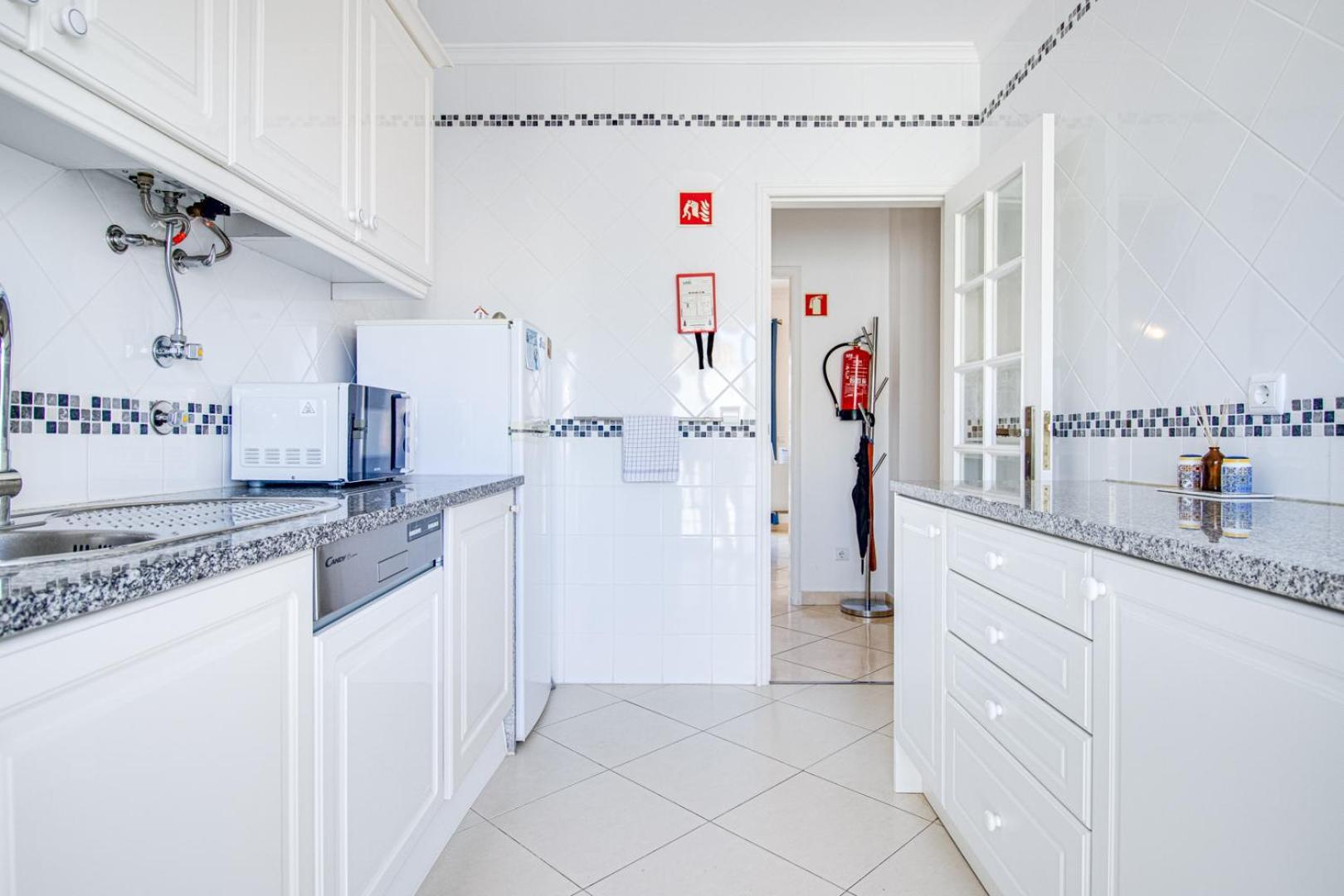 Old Town 2Br 50M Ocean W/ Ac Wi-Fi Parking Terrace Apartment Albufeira Exterior photo